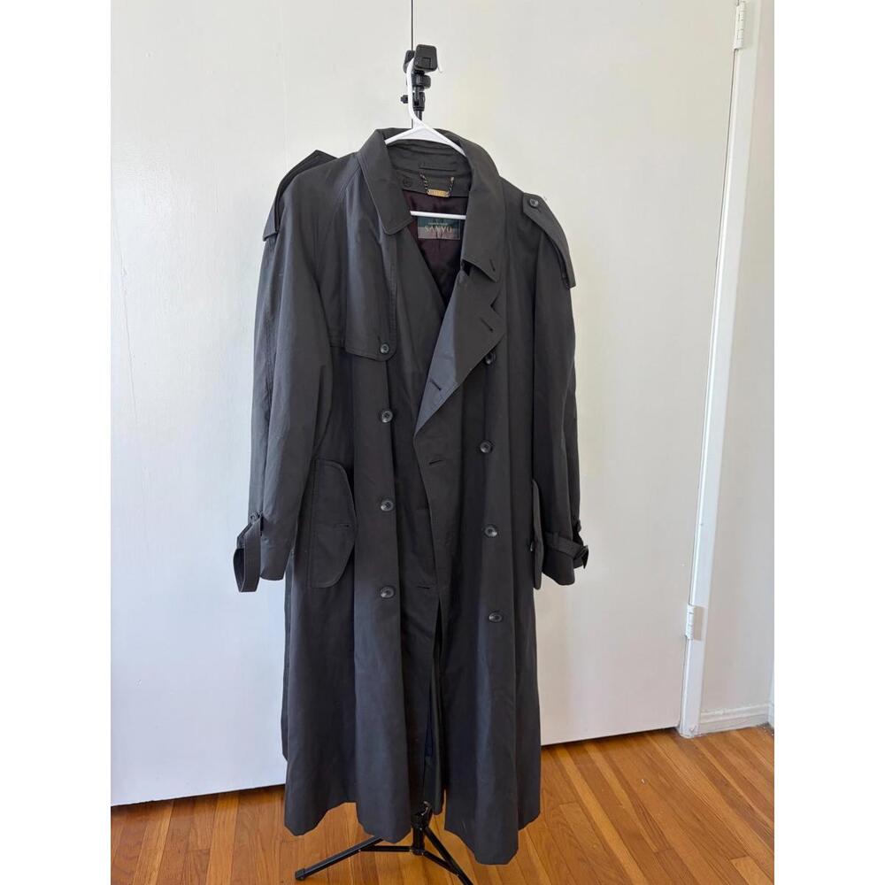 Vintage Sanyo 100% Wool Trench Coat – Long Double Breasted Overcoat R40